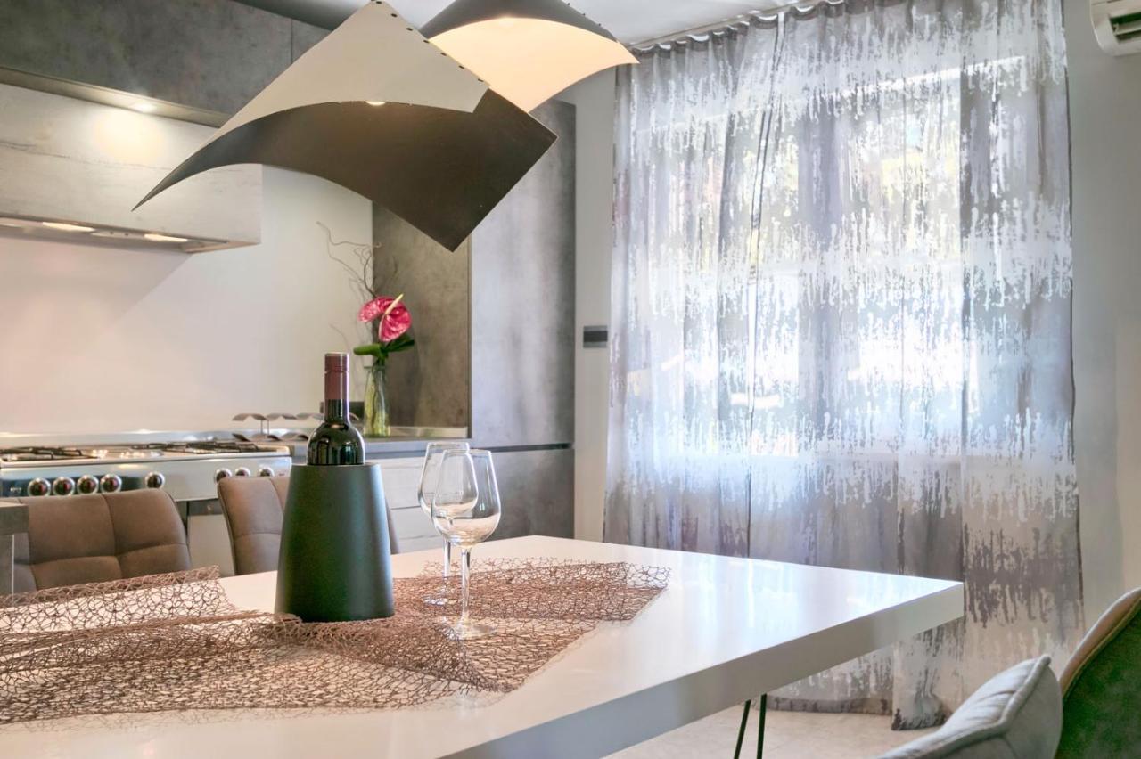 Modern Oasis Apartment Pula Exterior foto