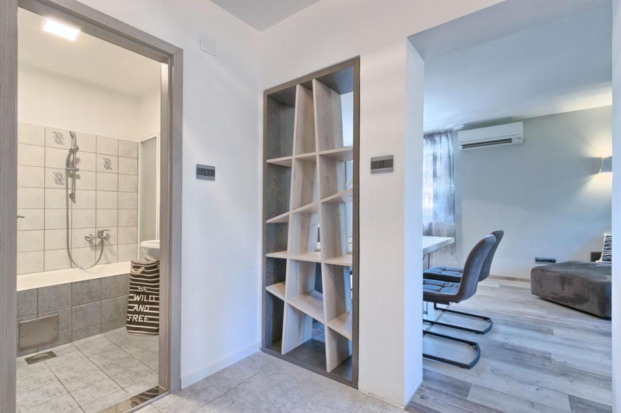 Modern Oasis Apartment Pula Exterior foto