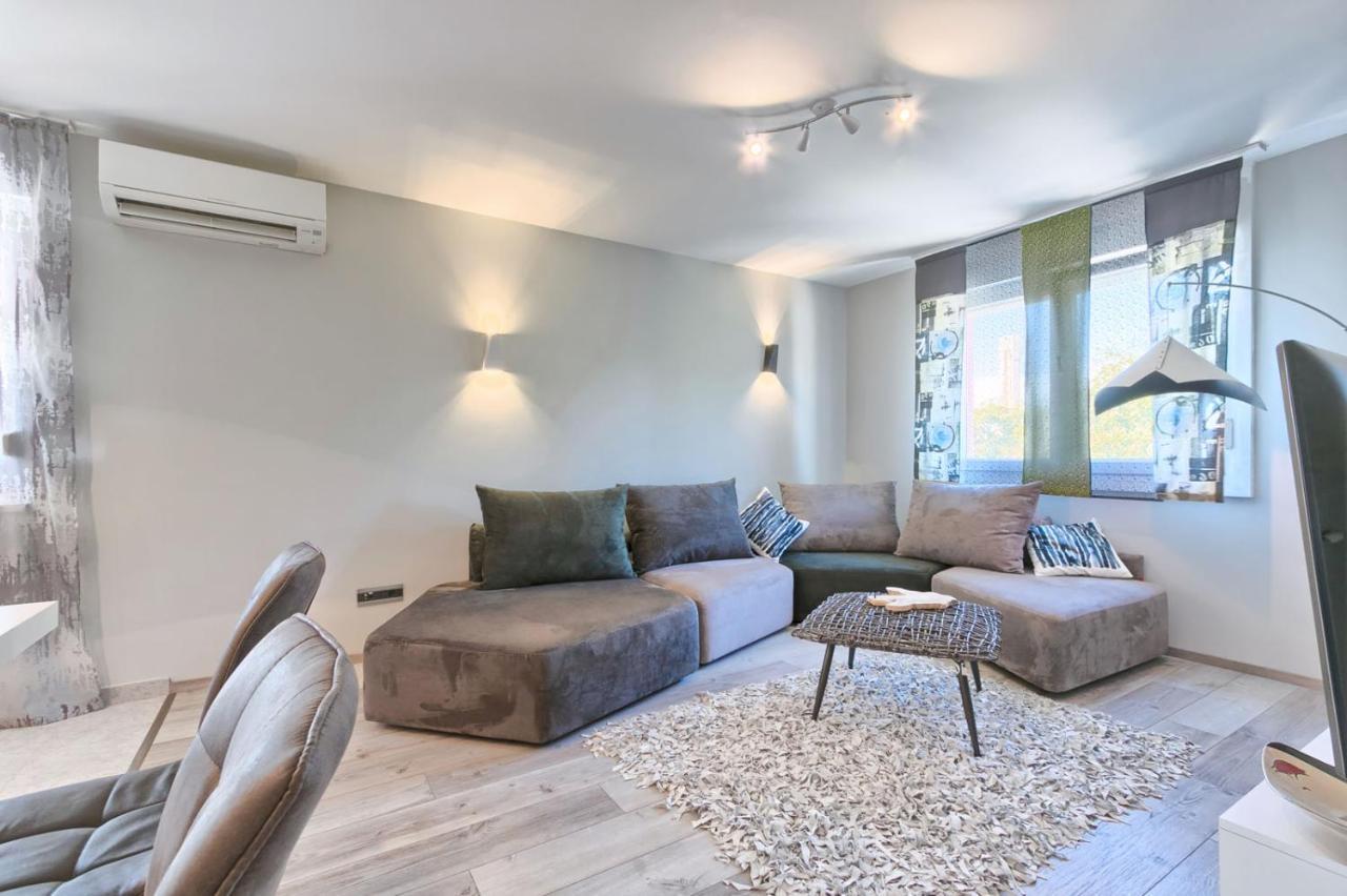 Modern Oasis Apartment Pula Exterior foto