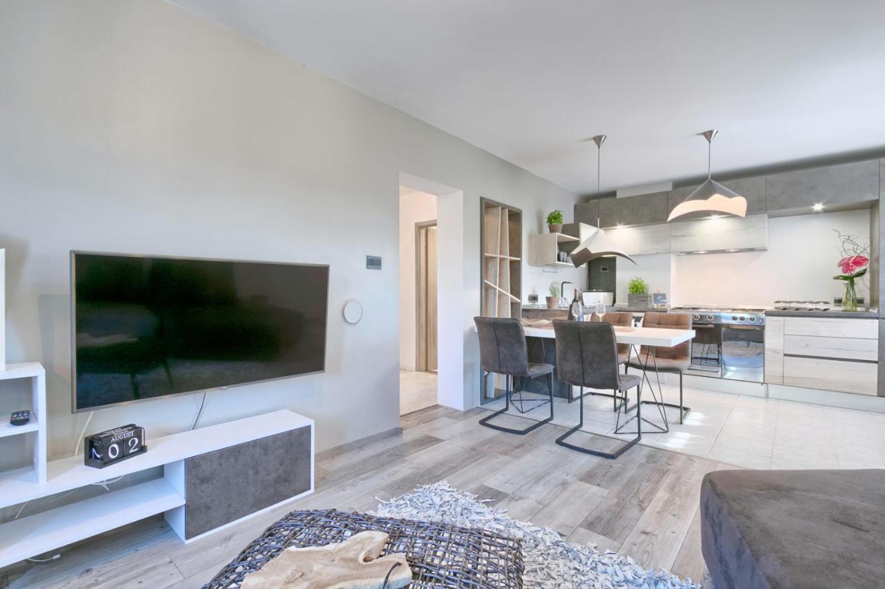 Modern Oasis Apartment Pula Exterior foto